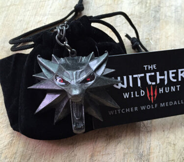 Top quality 3D The Witcher 3 Wild Hunt Medallion Necklace Pendant Wizard Witcher Wild Hunt Wolf Head Model Figure Game Bag Card - Wolfmall