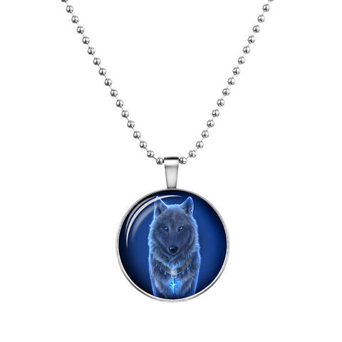 2016 Wolf Cabochon Glass Glowing Pendant Necklaces Fashion Jewelry Silver Plated Chain Glow In The Dark Necklaces Collares - Wolfmall