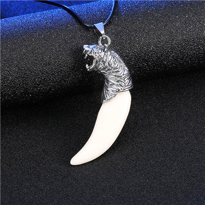 Men Antique Wolf Fang Tooth Pendant Necklace Vintage Wolf Tooth Dragon Alloy Pendant Necklace Fashion Jewelry gift freeshipping - Wolfmall