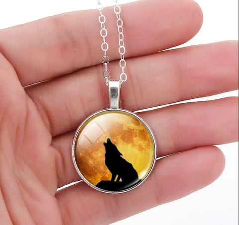 2017 Newest silver plated Pendant Necklace Vintage Wolf Picture Glass Cabochon Statement Chain Necklace Summer Style Jewelry - Wolfmall